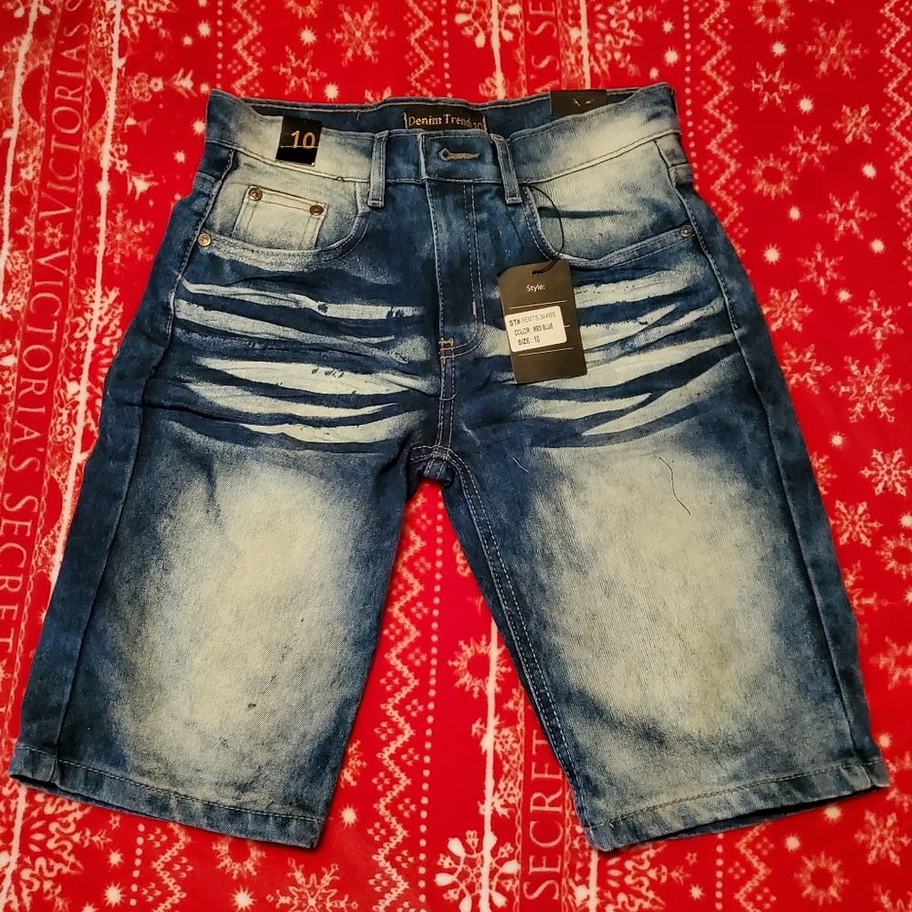 Denim size 10 NWT boy shorts